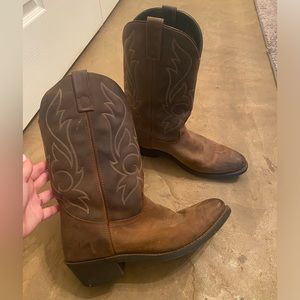 Genuine leather men’s brown cowboy boots